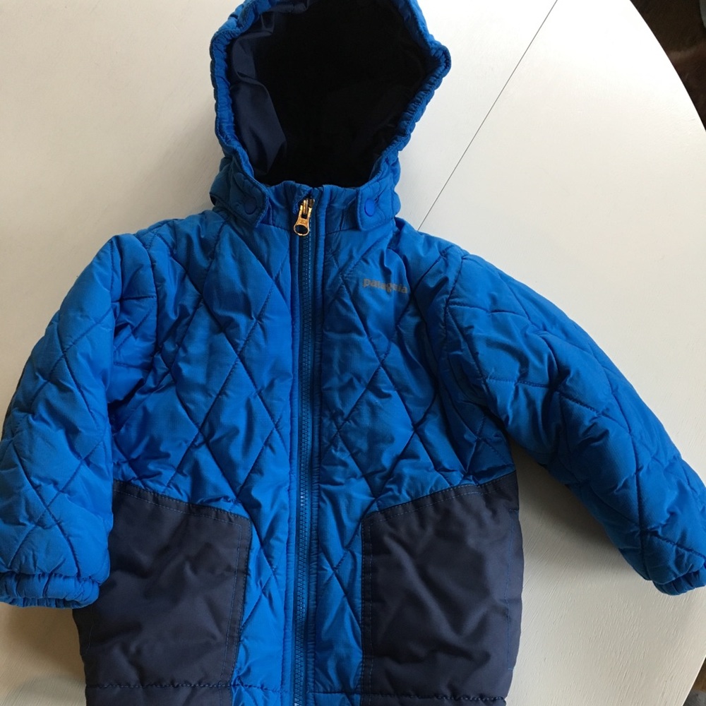 2T Patagonia jacket. Excellent used condition.